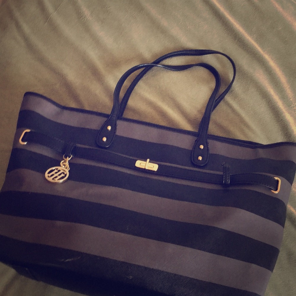 Striped Tommy Hilfiger tote